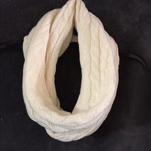 Woven scarf